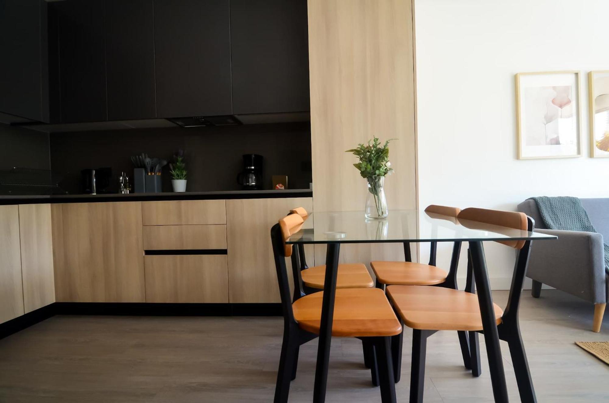 Prime Location Modern 1br Condes Apartamento