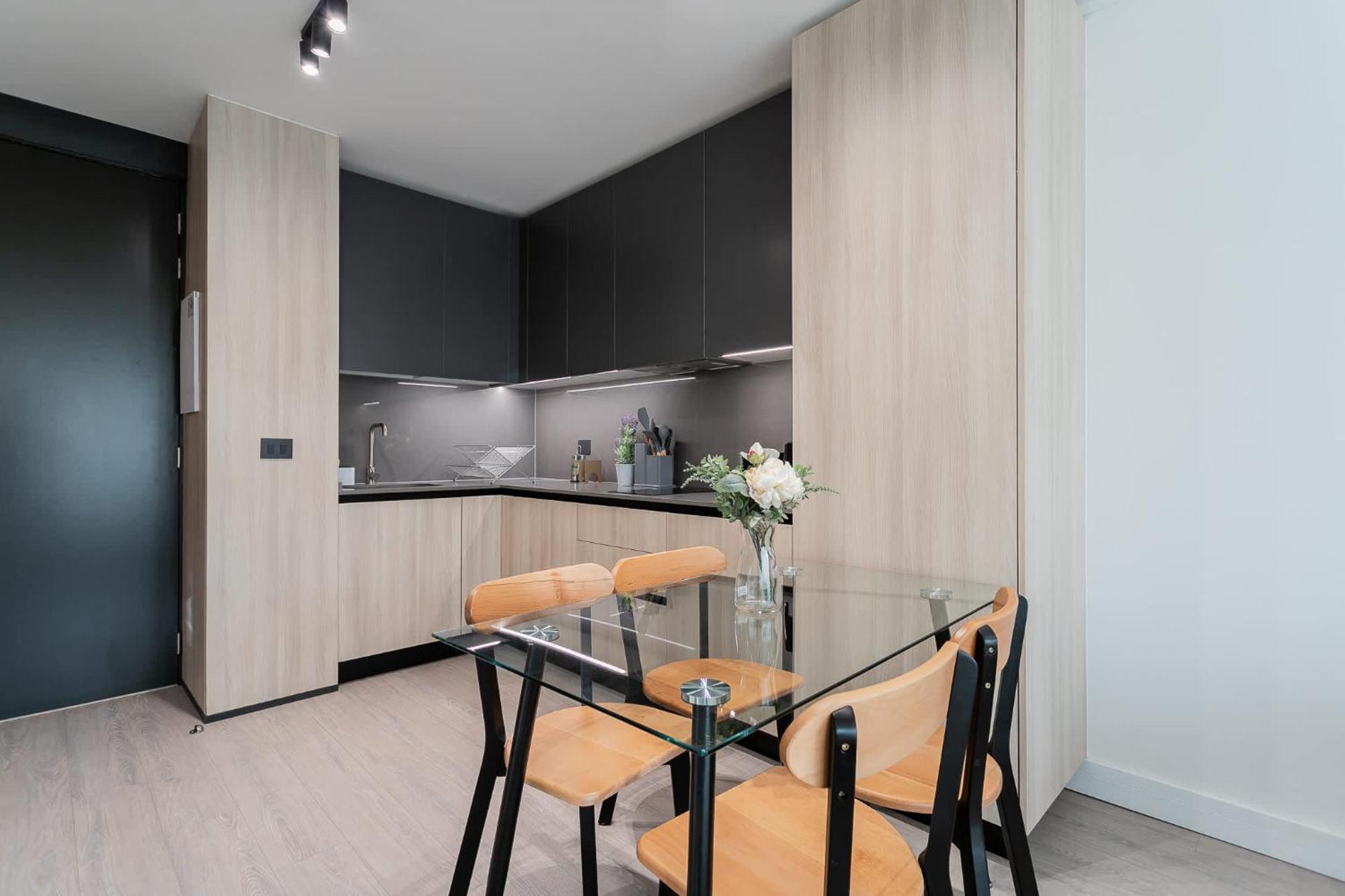 Prime Location Modern 1br Condes *